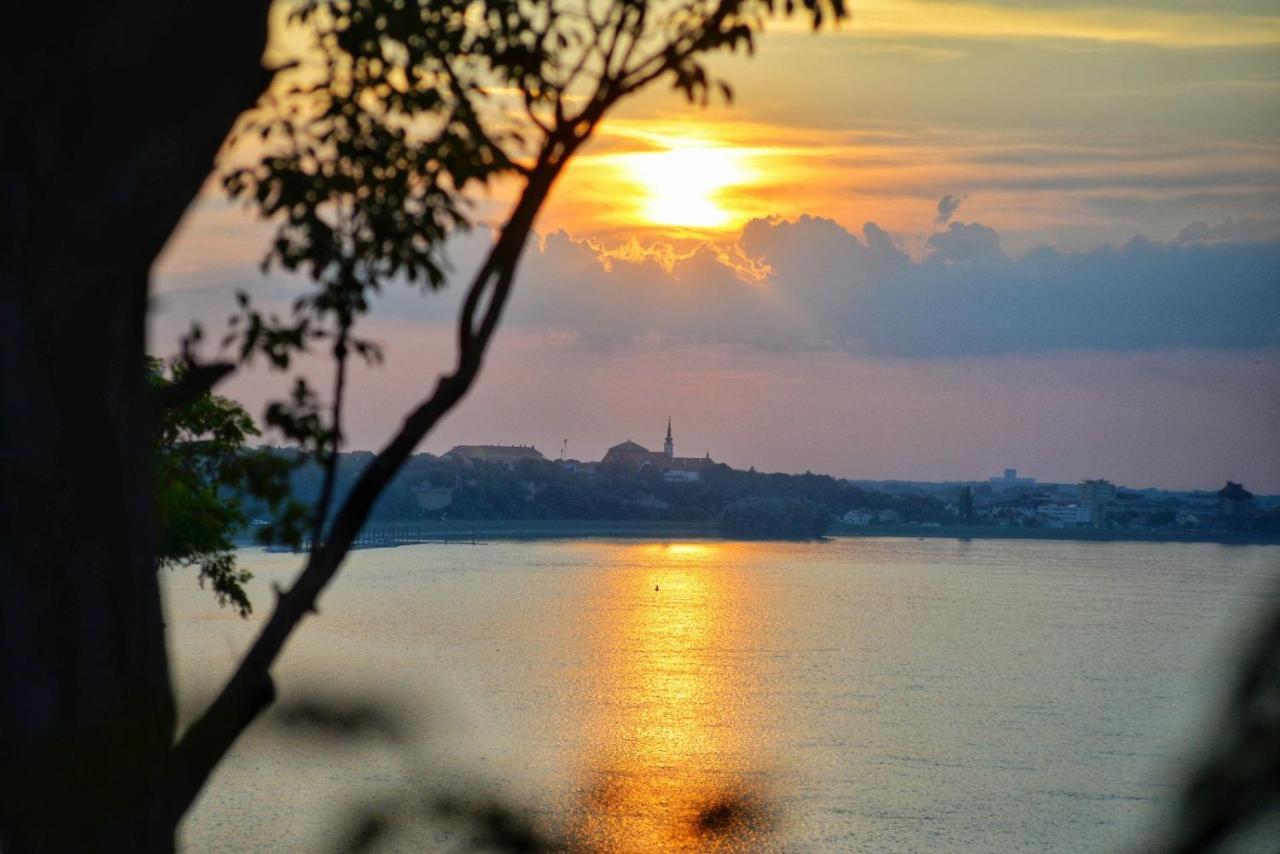 Kuca Za Odmor Mirni Kutak Vukovar Exterior foto